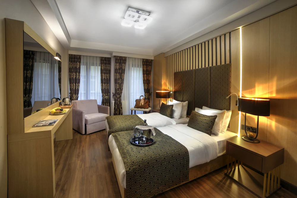 Pell Palace Hotel & Spa