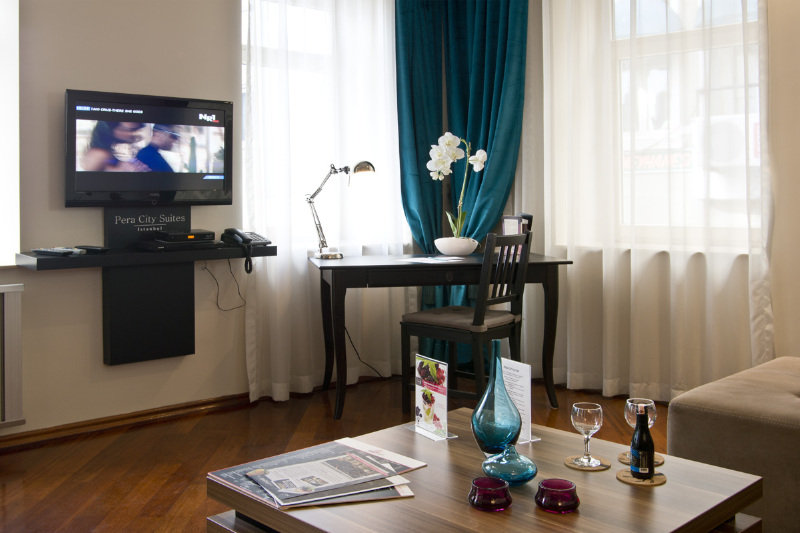 Pera City Suites