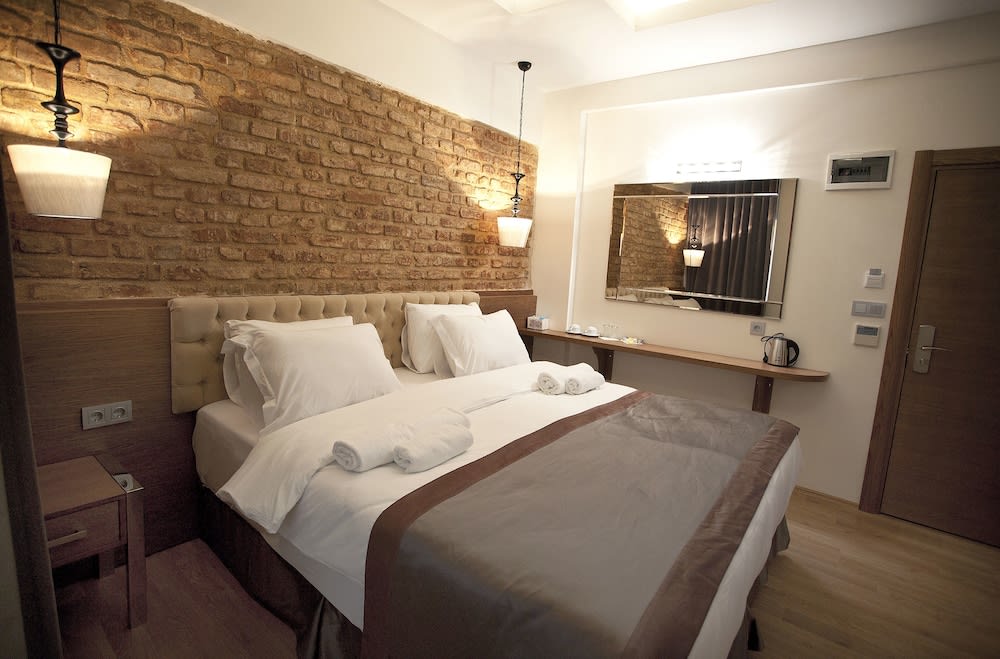 Pera Line Residence