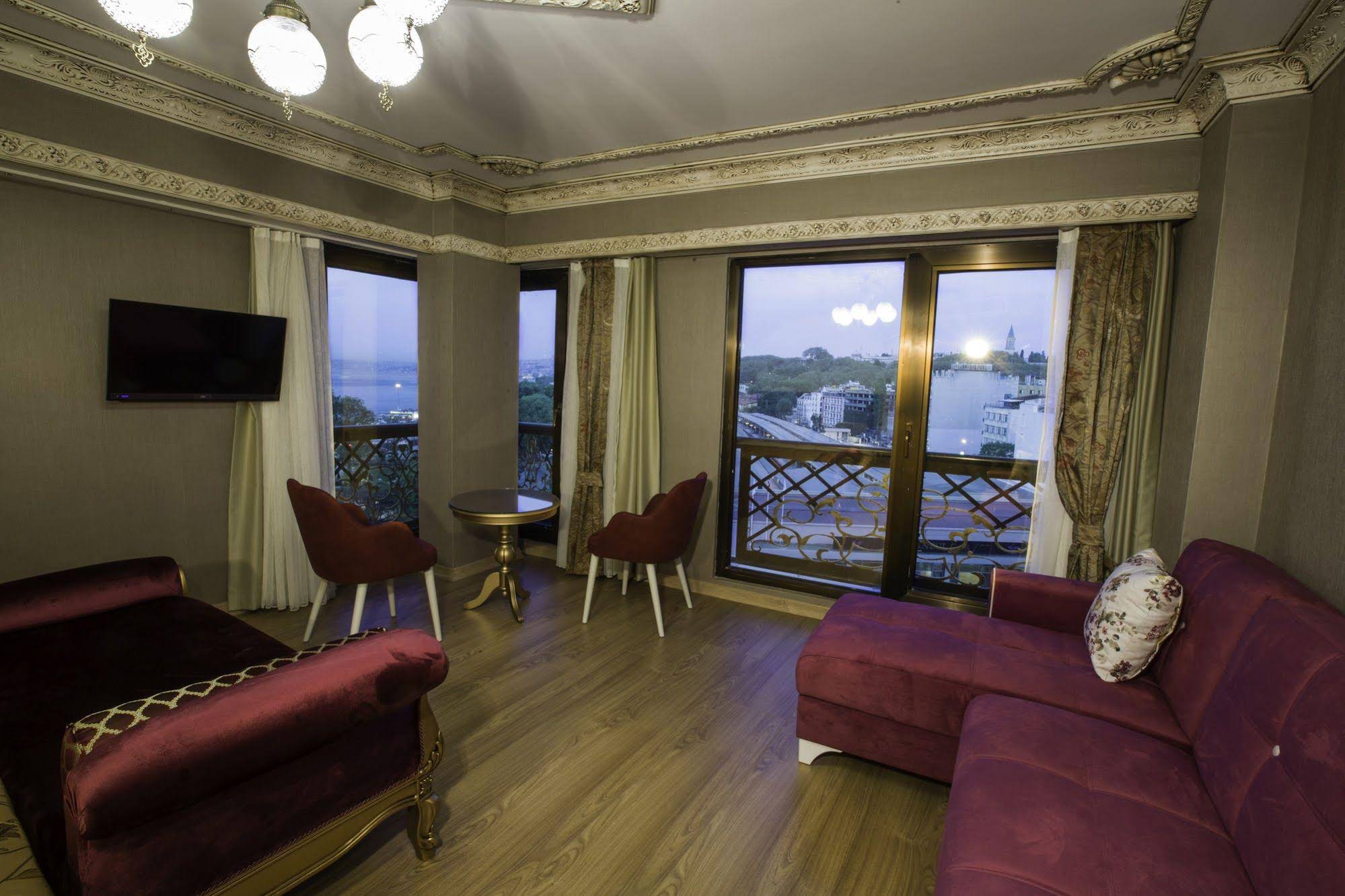 Phosphorion Hotel