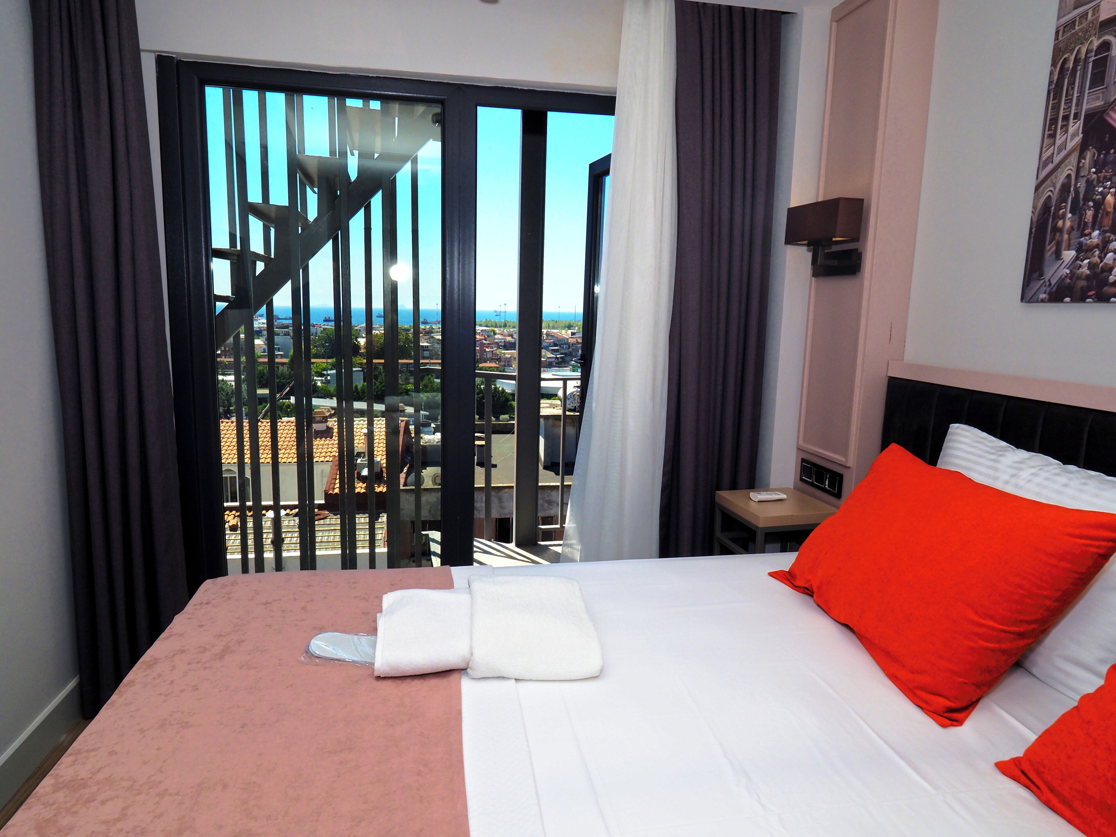 Premium Hotel Old City