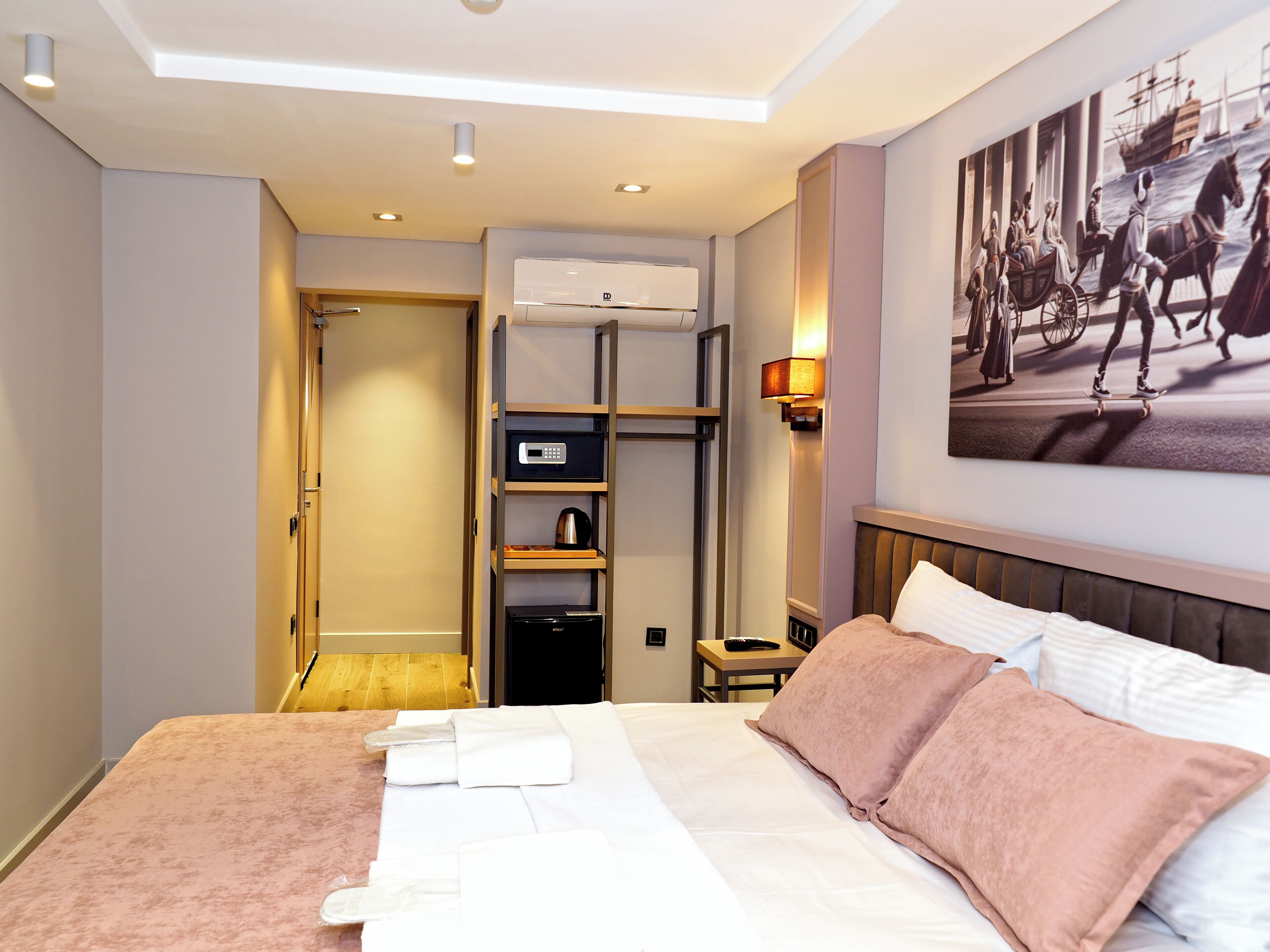 Premium Hotel Old City