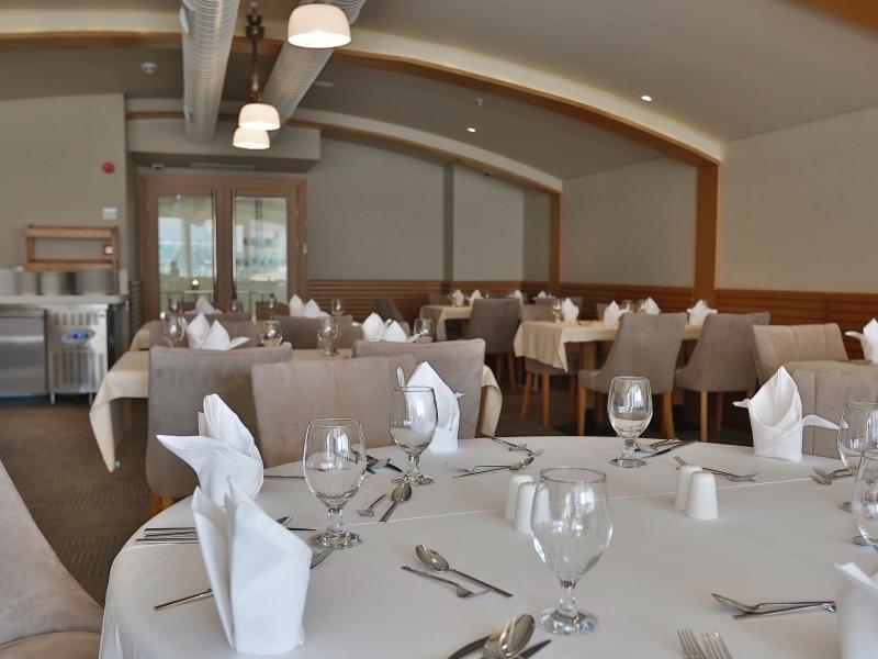 Queen Hotel & Spa