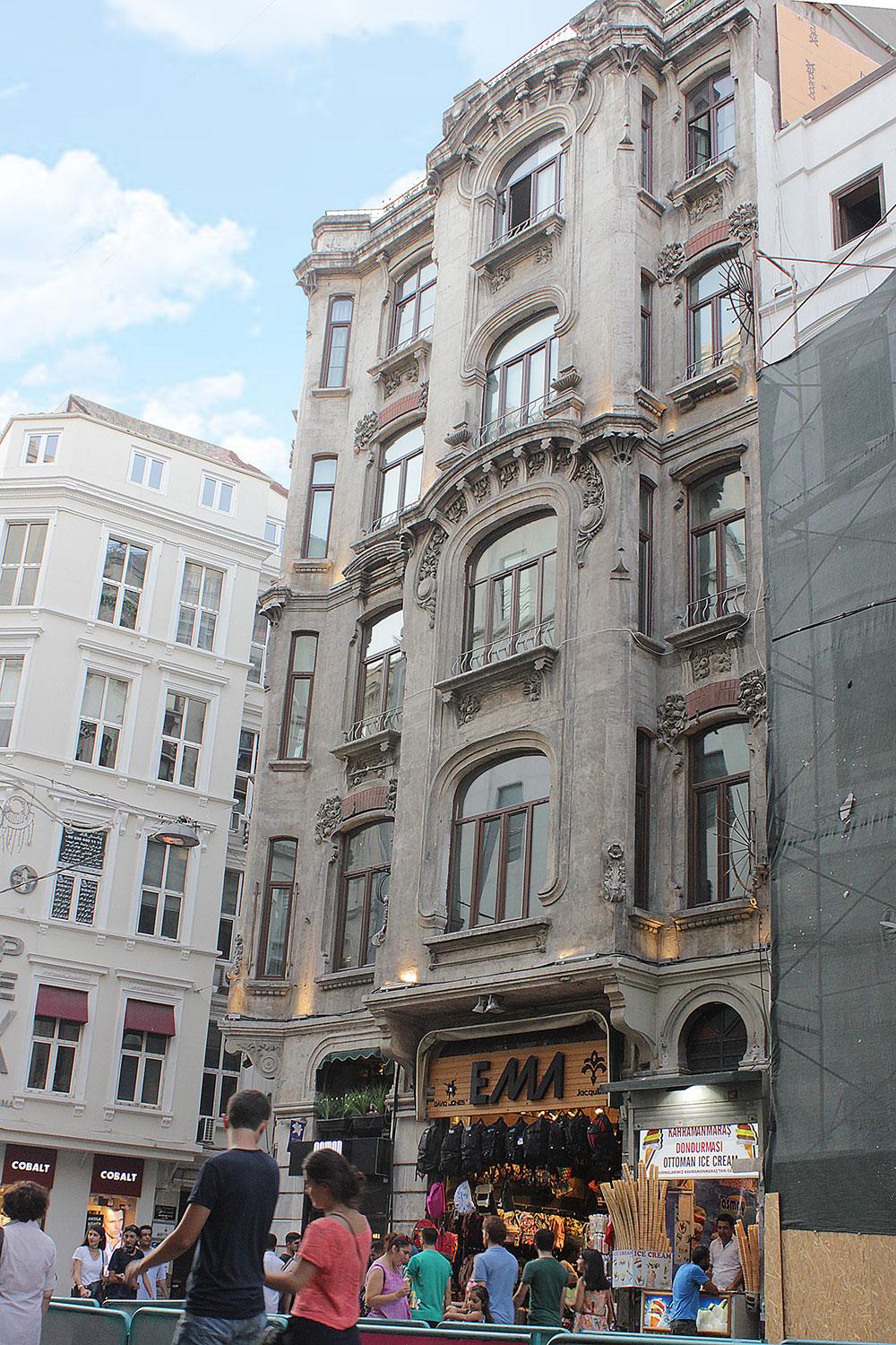 Ragip Pasha Apartments