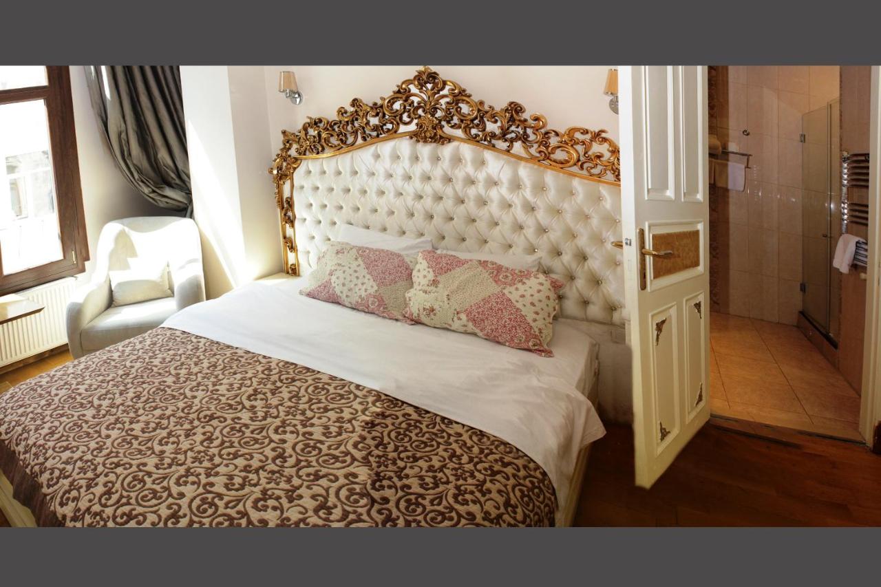 Ragip Pasha Apartments