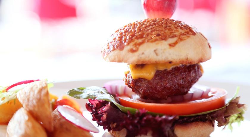 Ramada Hotel & Suites by Wyndham Istanbul Sisli