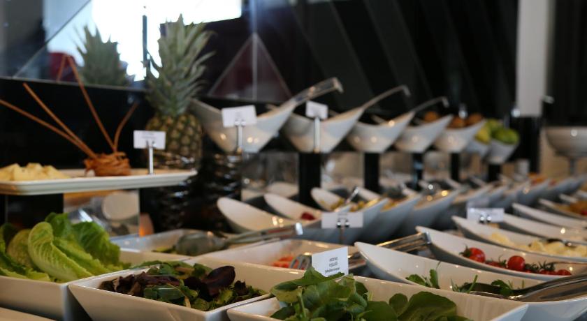 Ramada Hotel & Suites by Wyndham Istanbul Sisli