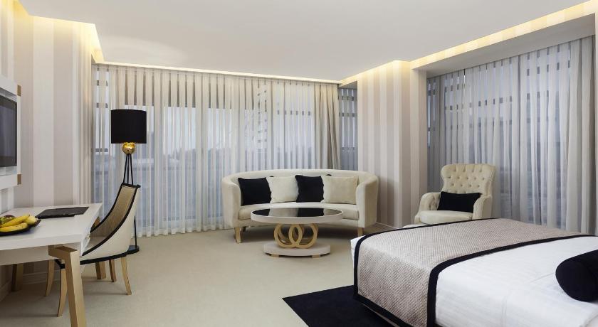 Ramada Hotel & Suites by Wyndham Istanbul Sisli