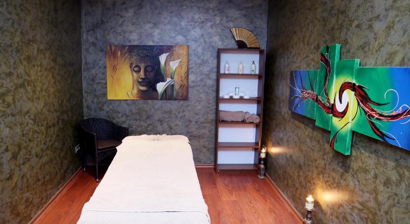 Ramada Hotel & Suites by Wyndham Istanbul Sisli