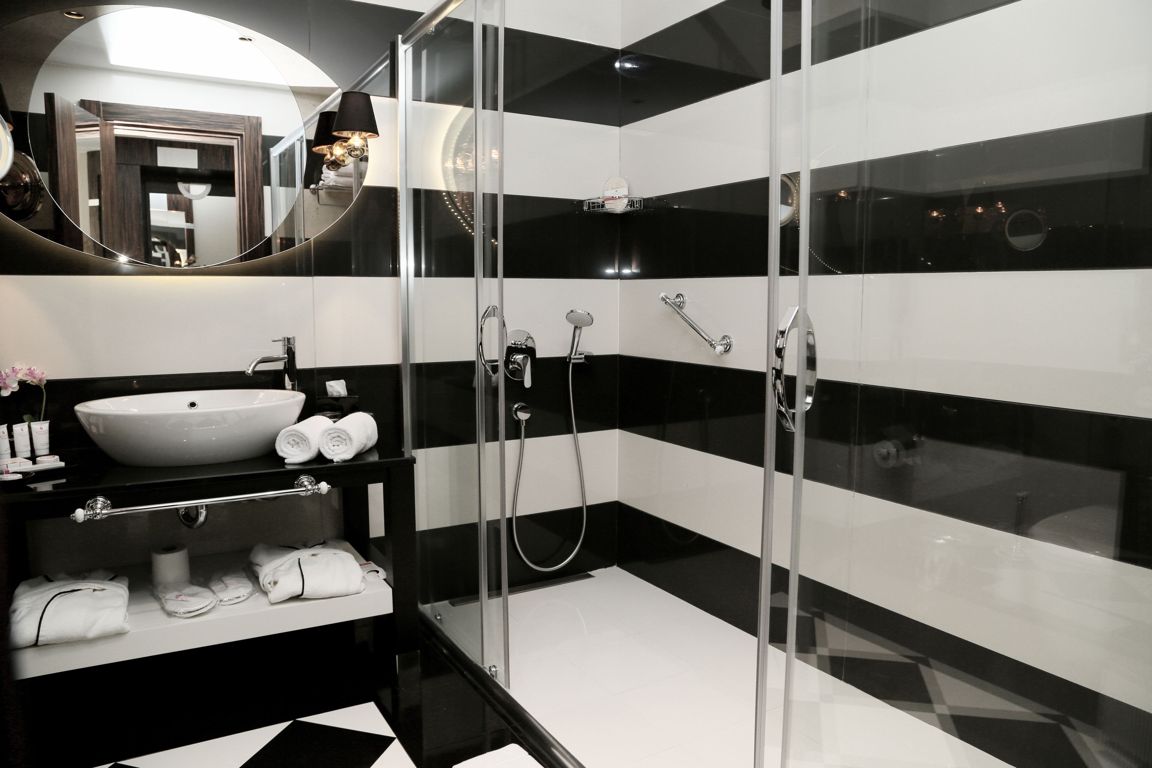 Ramada Hotel & Suites by Wyndham Istanbul Sisli