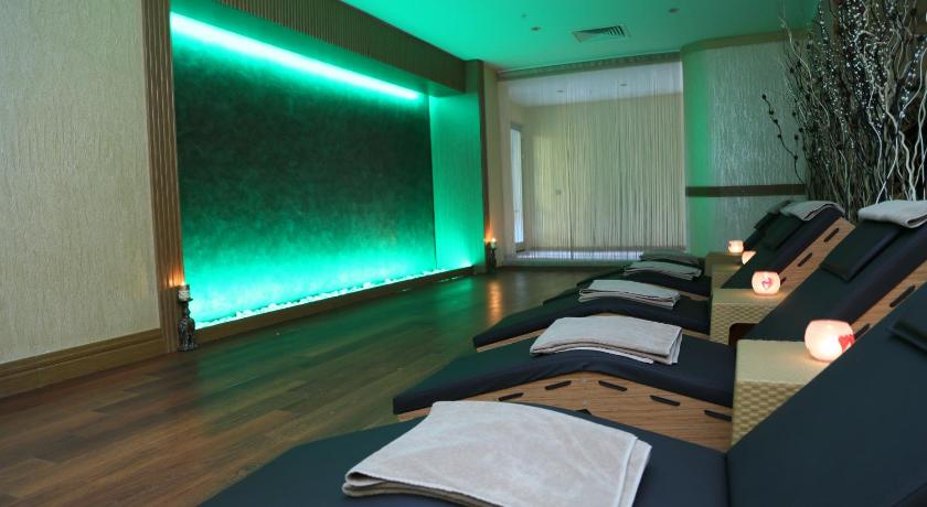 Ramada Hotel & Suites by Wyndham Istanbul Sisli