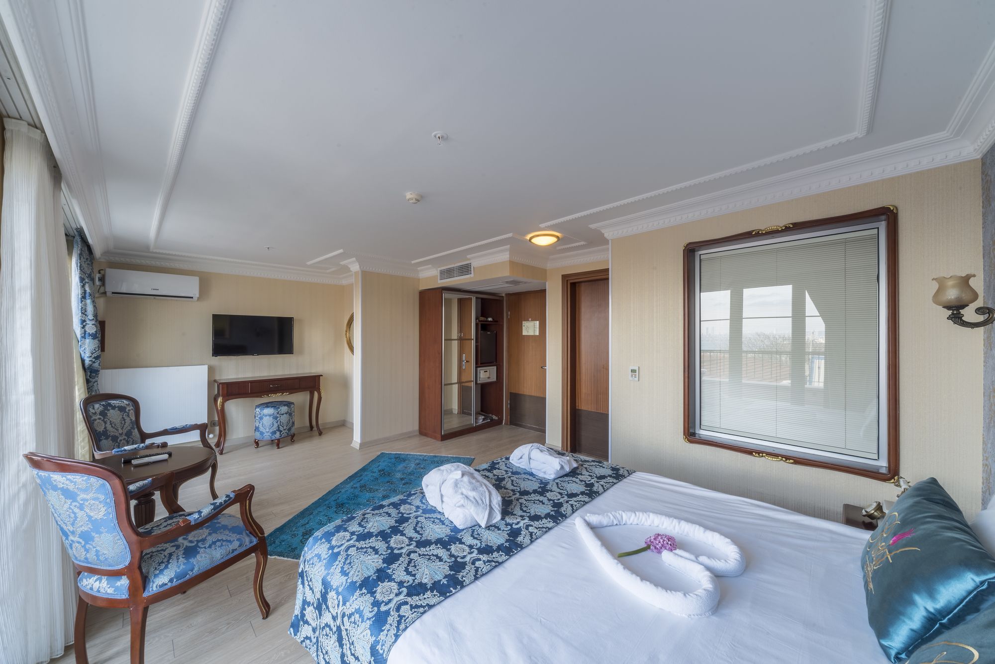 Rast Hotel
