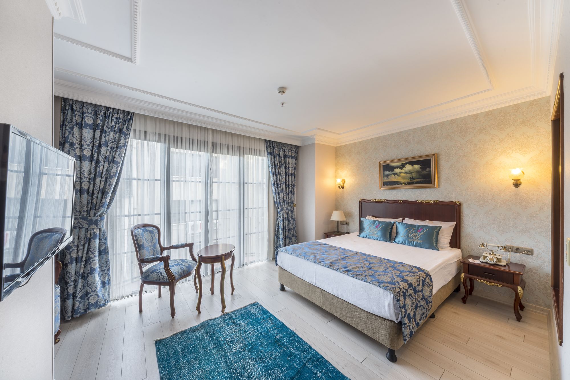 Rast Hotel