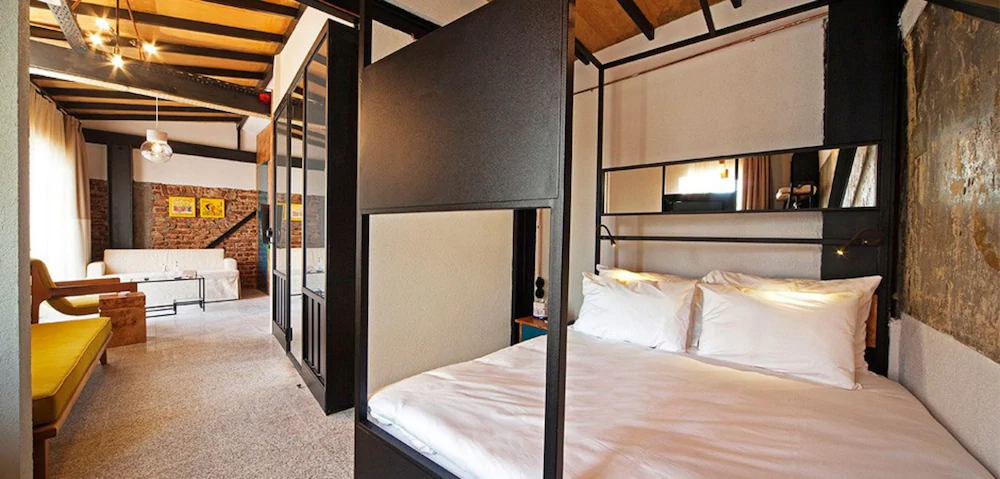 Raven Istanbul Suites