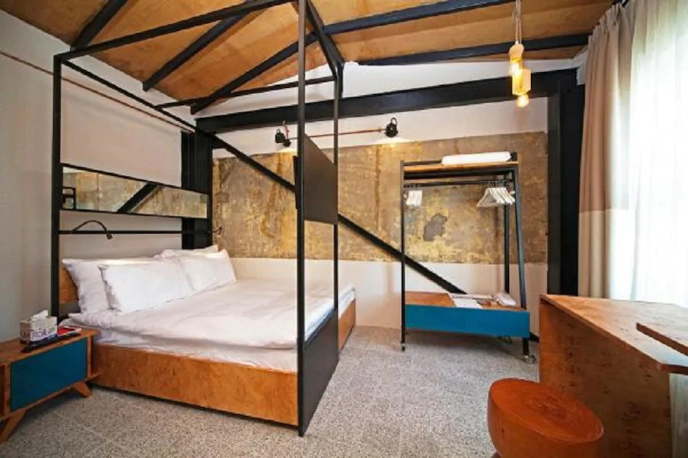 Raven Istanbul Suites