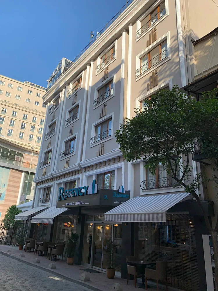 Regency World Suite Hotel