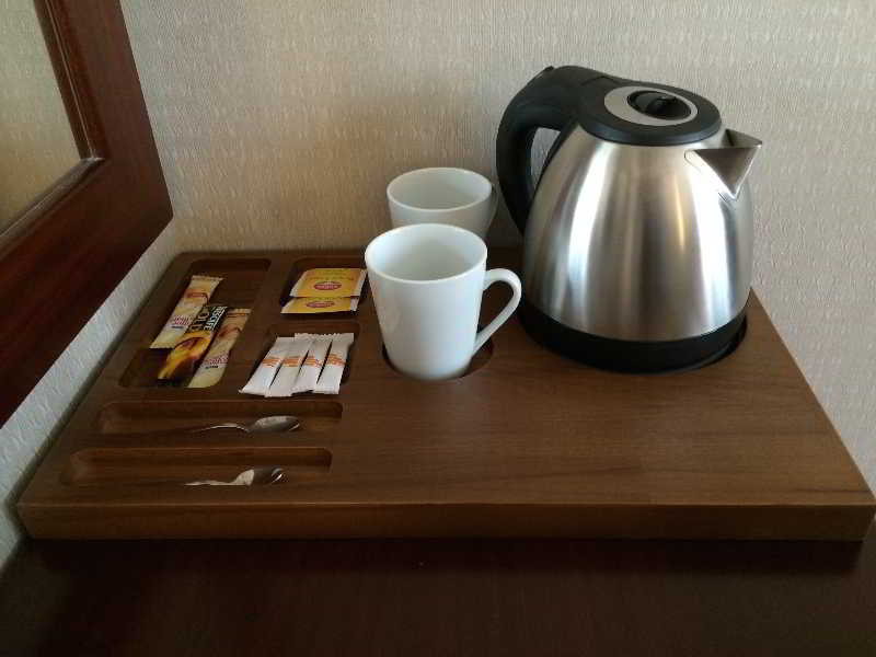 Regency World Suite Hotel