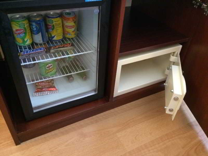 Regency World Suite Hotel