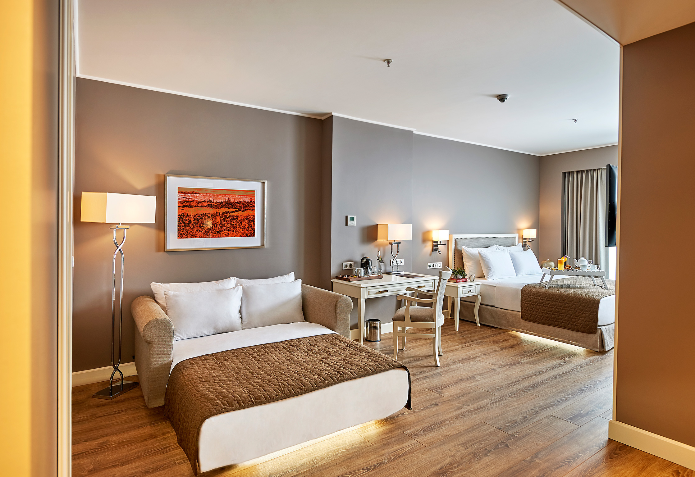 Renata Suites Boutique Hotel