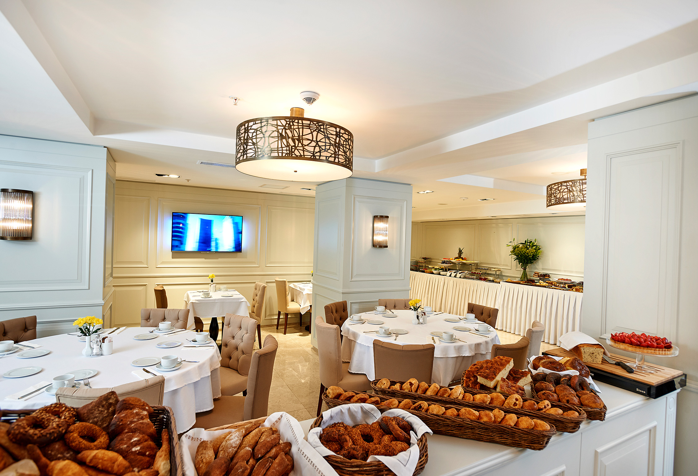 Renata Suites Boutique Hotel