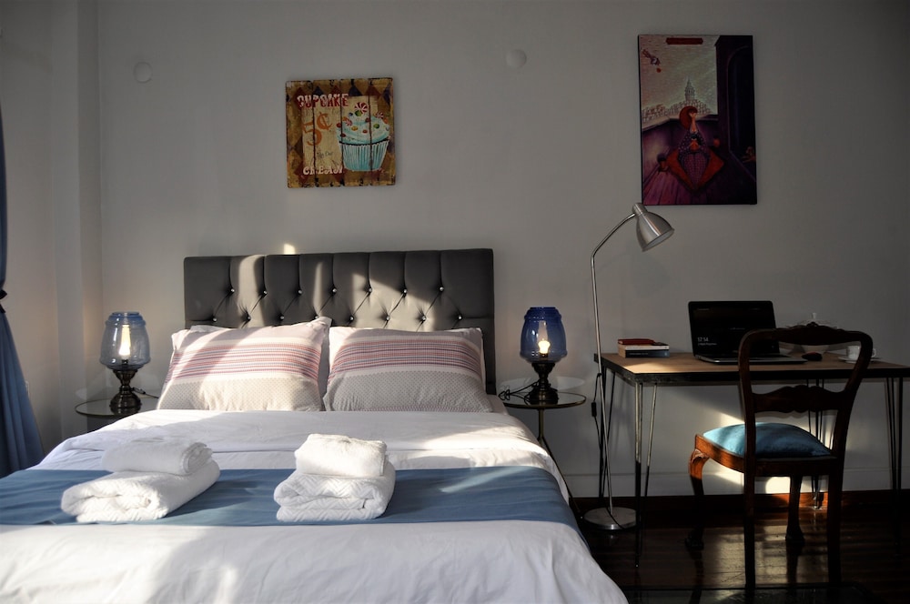 Rooftop Balat Rooms & Apartments