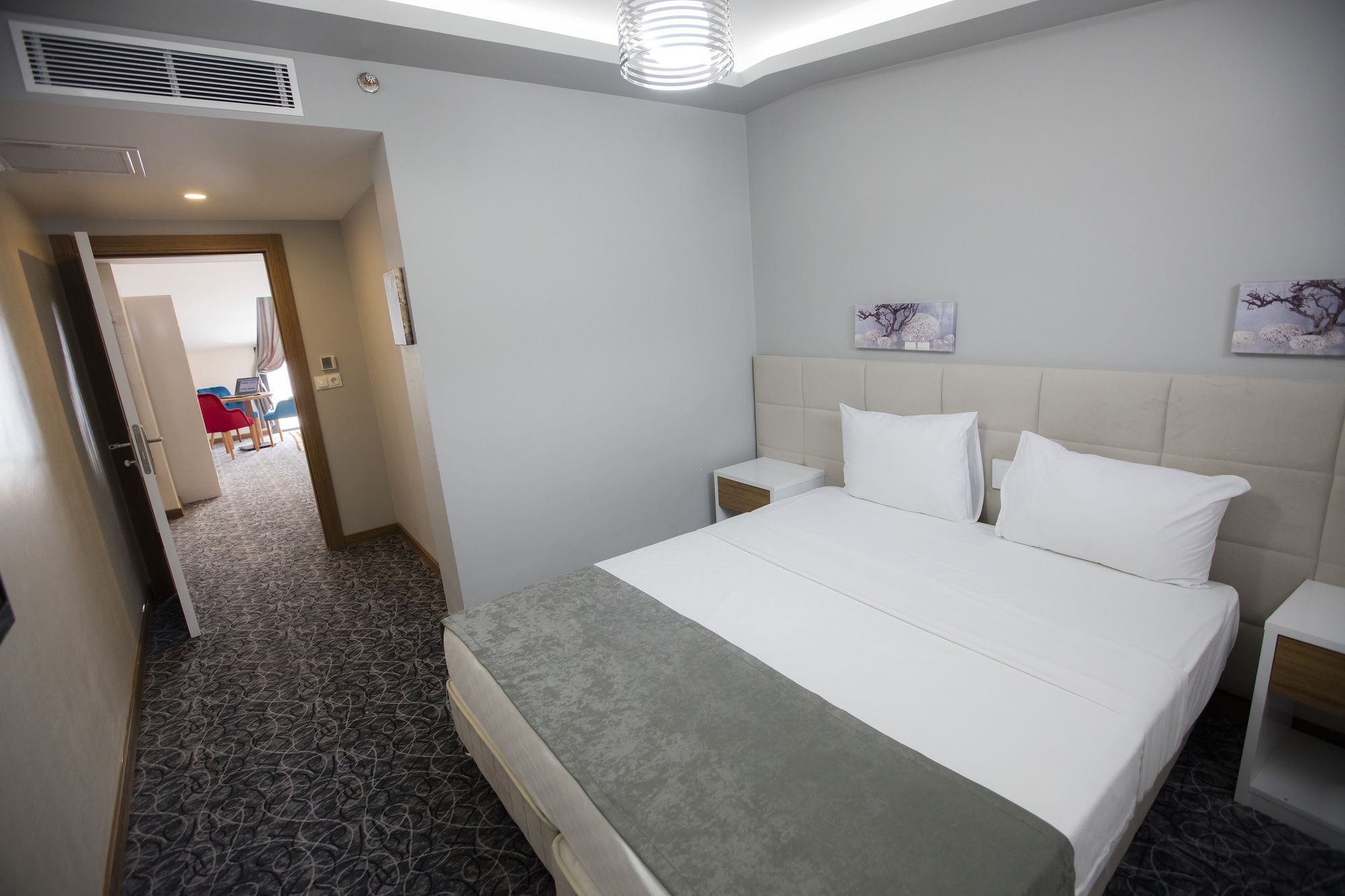 Royal Inci Airport Hotel
