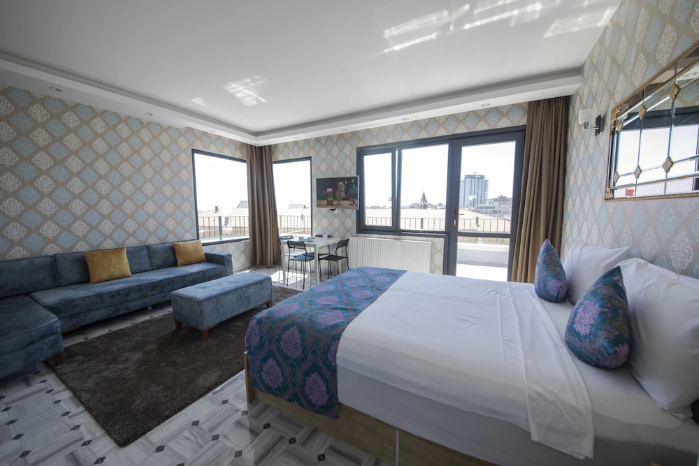 Royal Taksim Suites