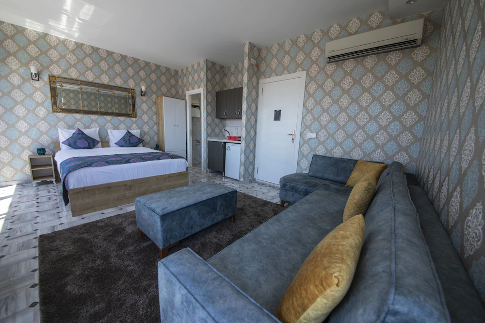 Royal Taksim Suites
