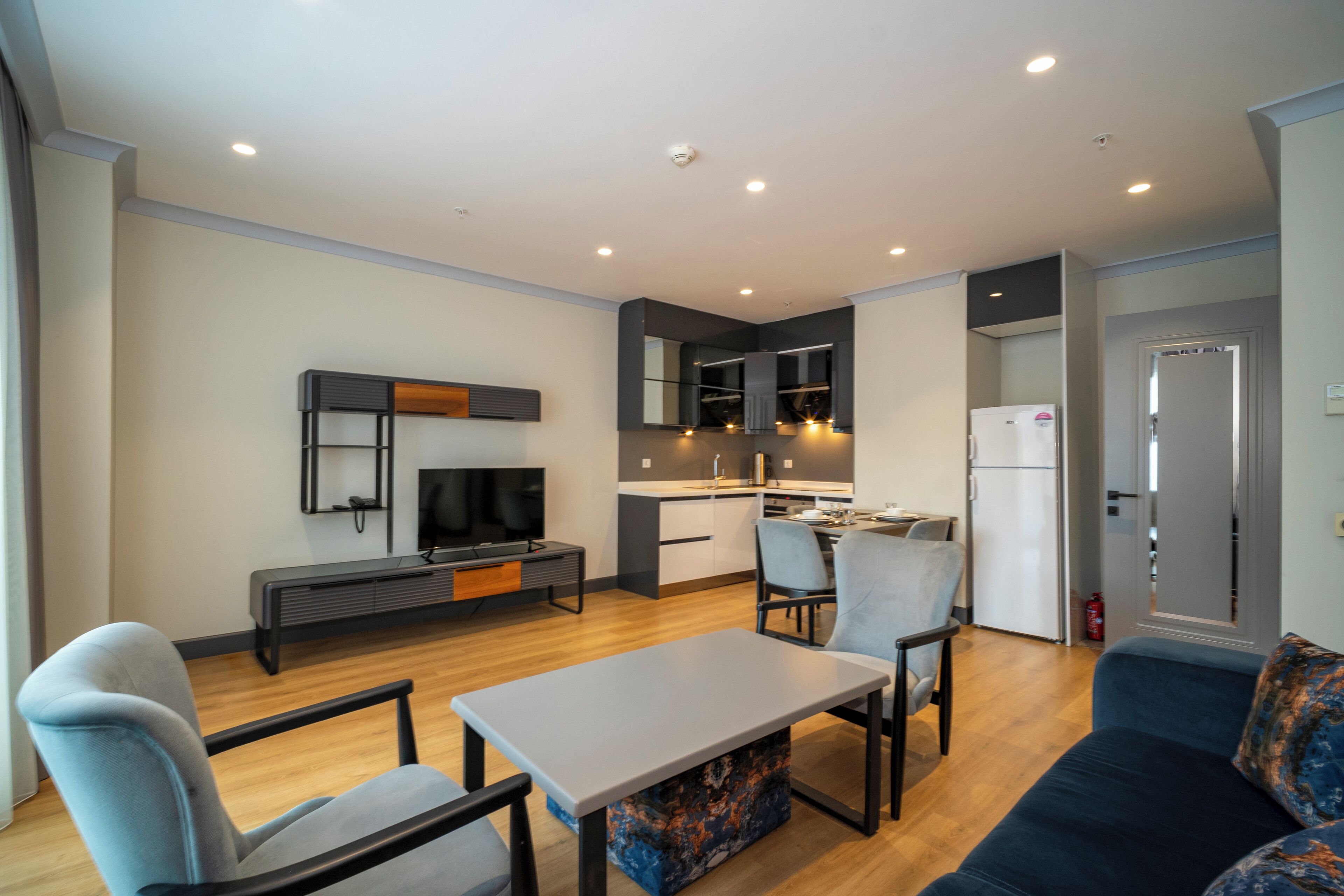 Rusel Park Residence