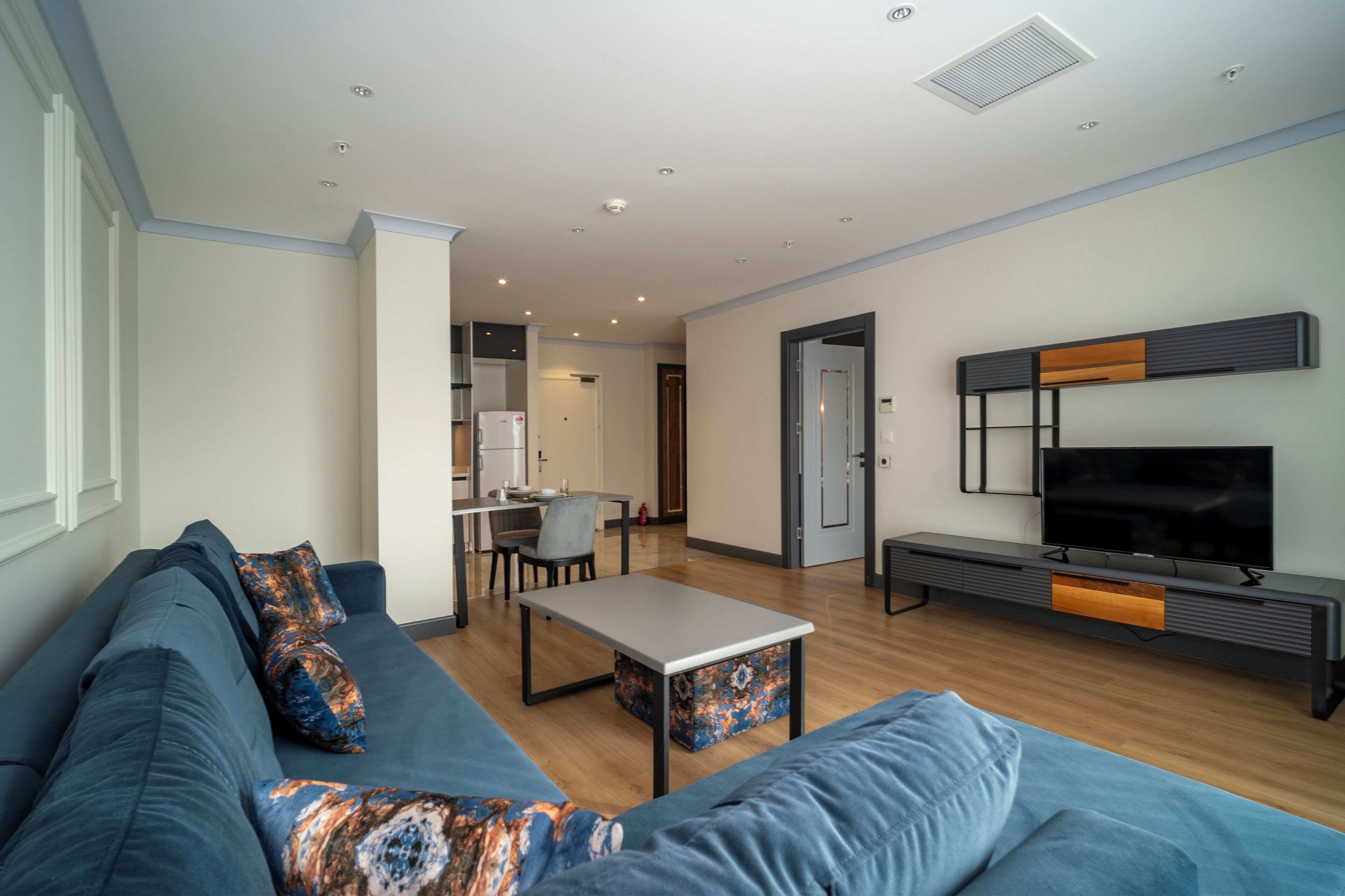 Rusel Park Residence