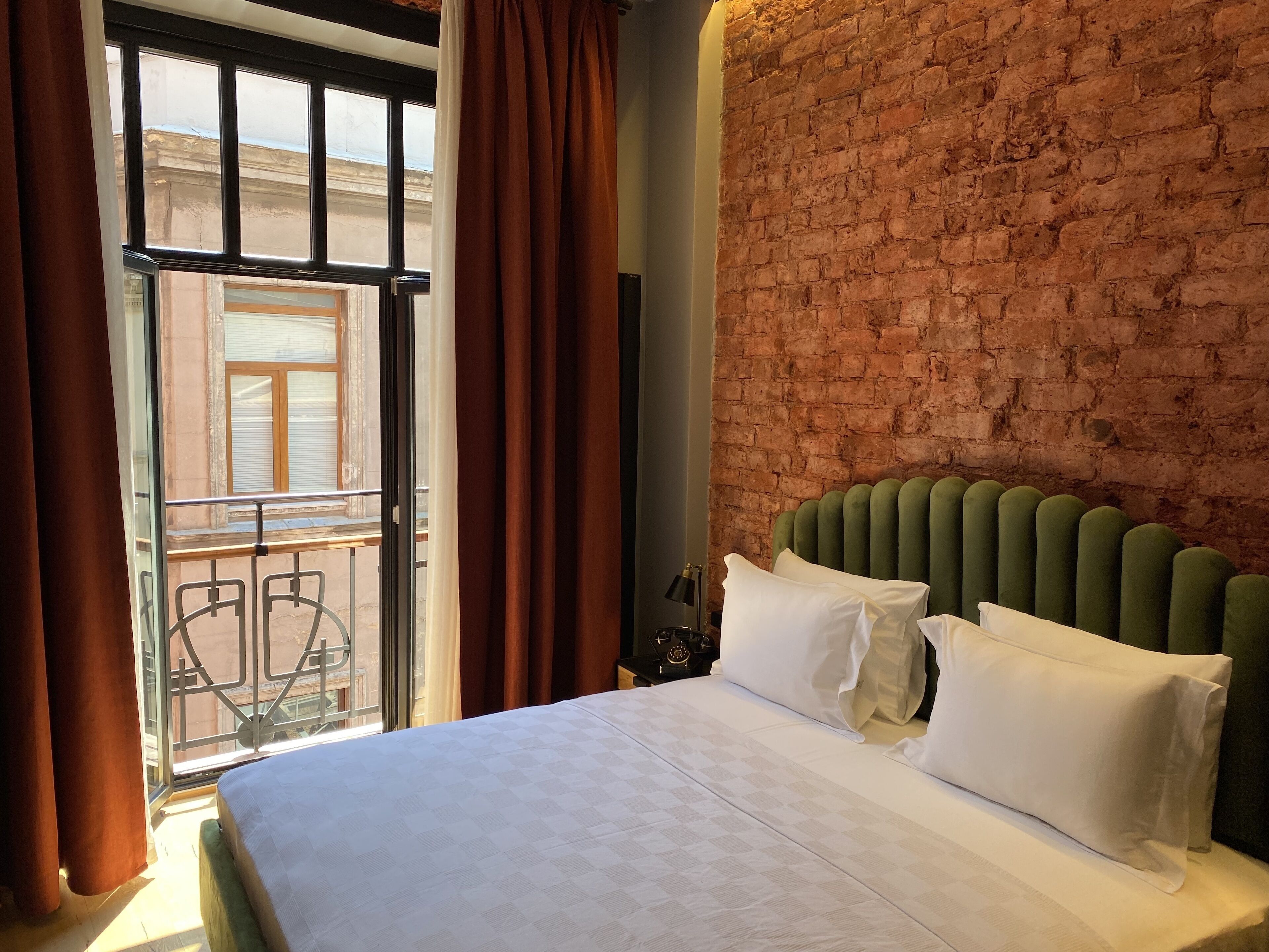 Ruz Hotels Tünel