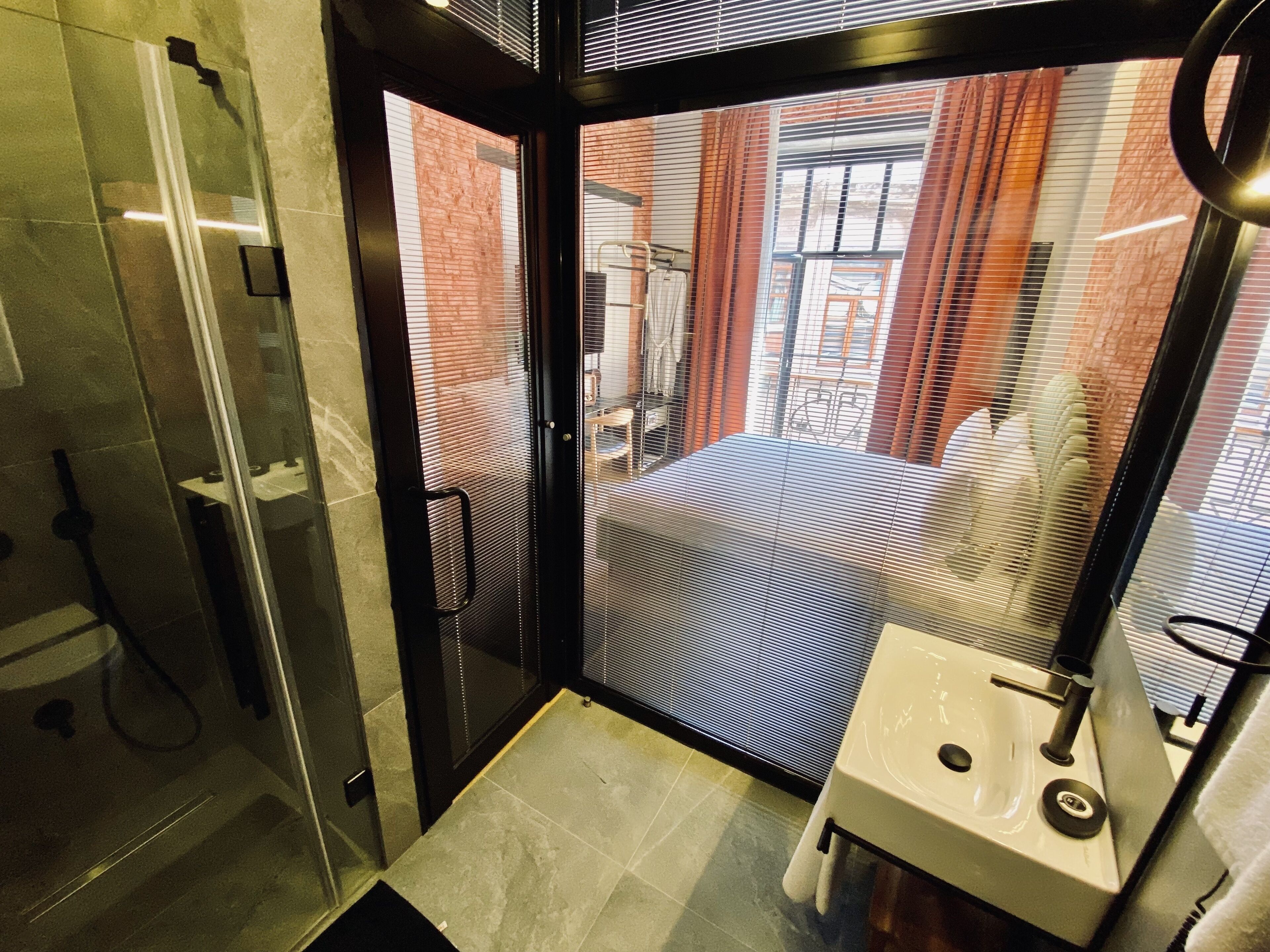 Ruz Hotels Tünel