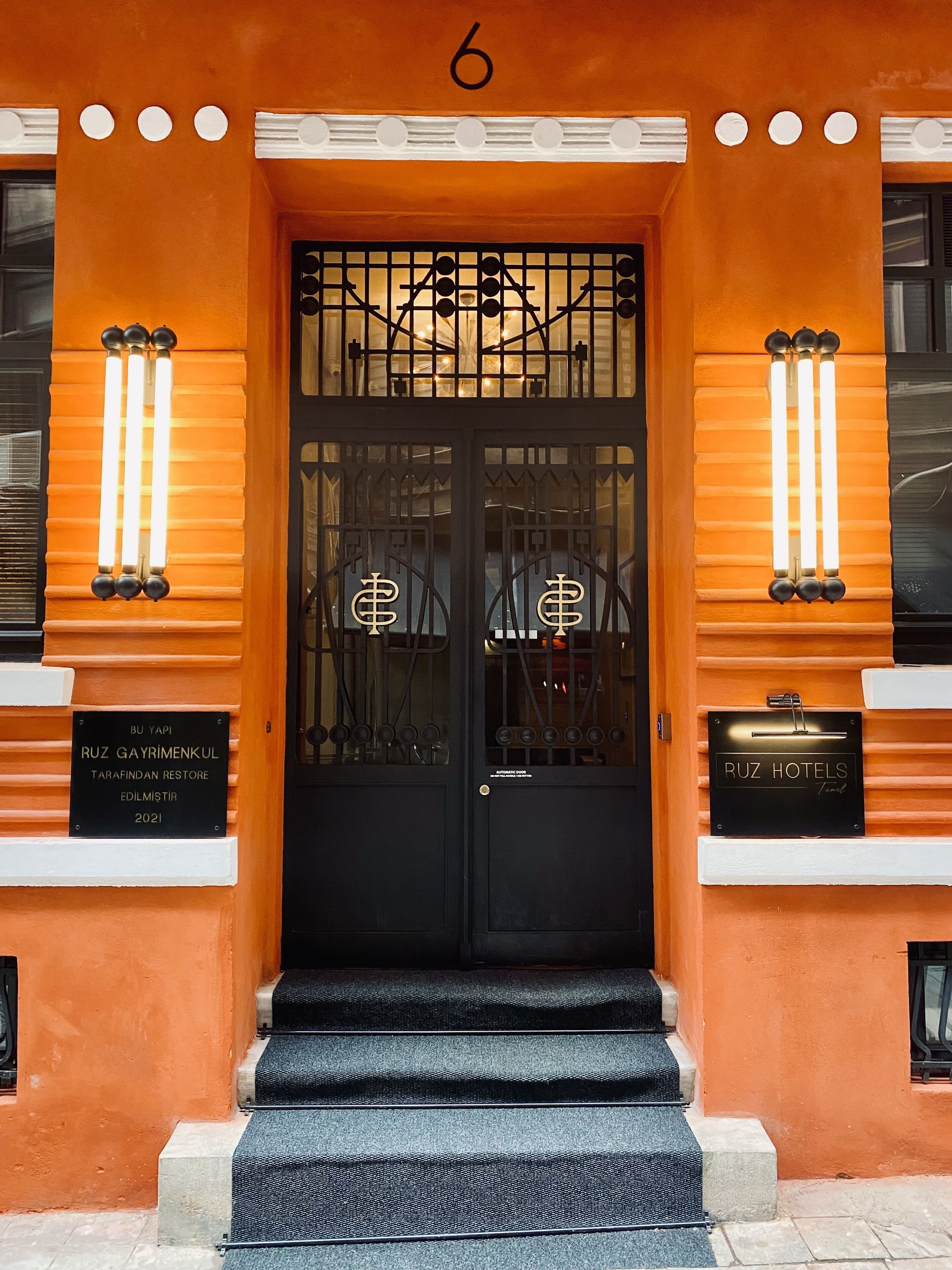 Ruz Hotels Tünel