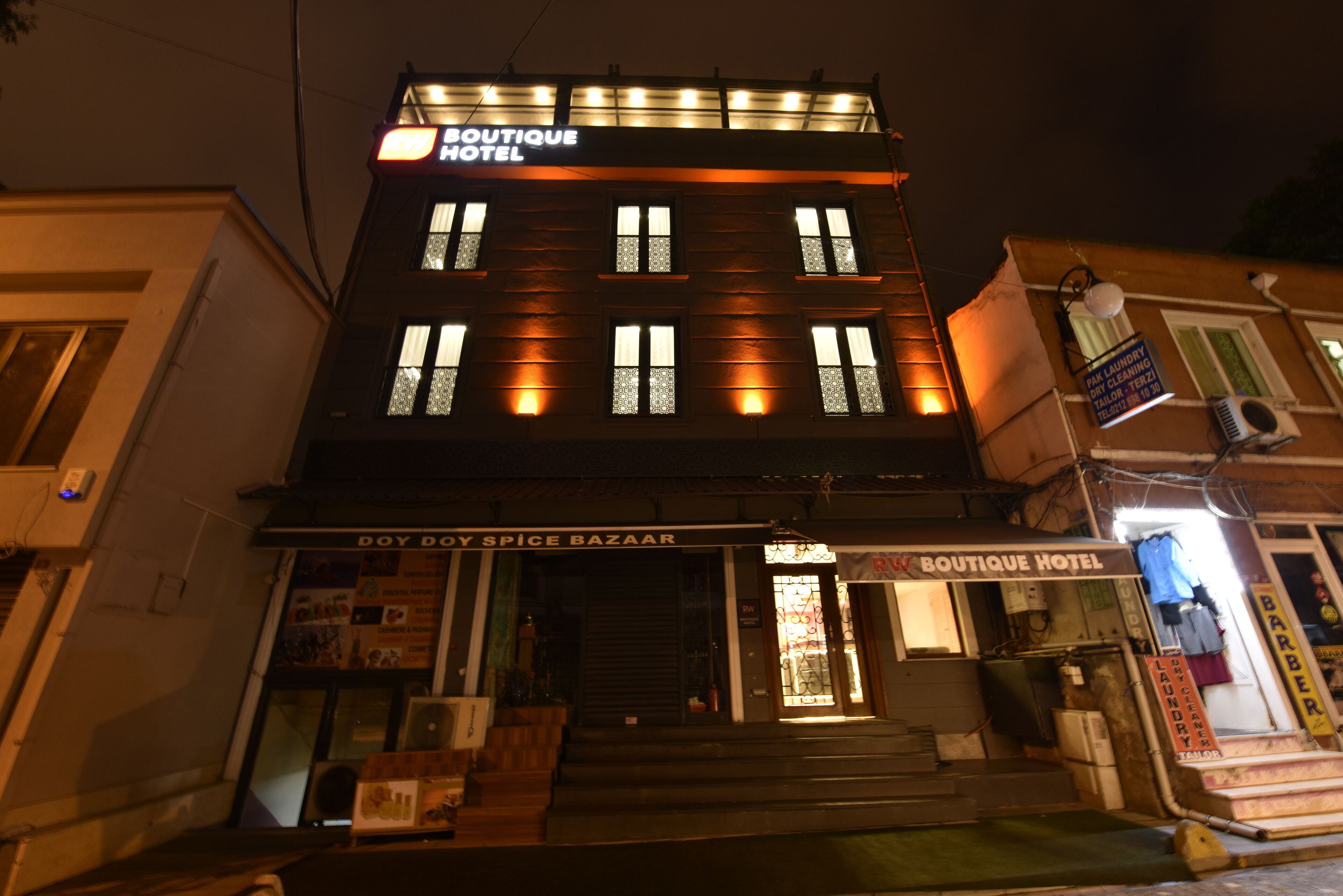 RW Boutique Hotel