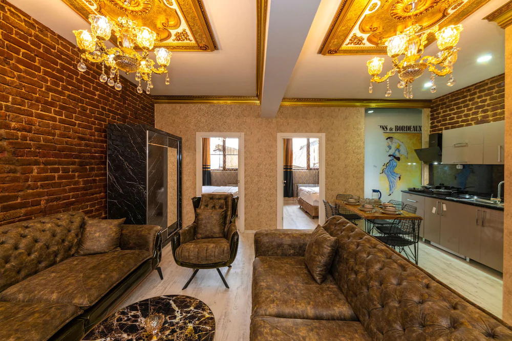 Sam Diamond Residence