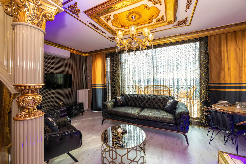 Sam Diamond Residence