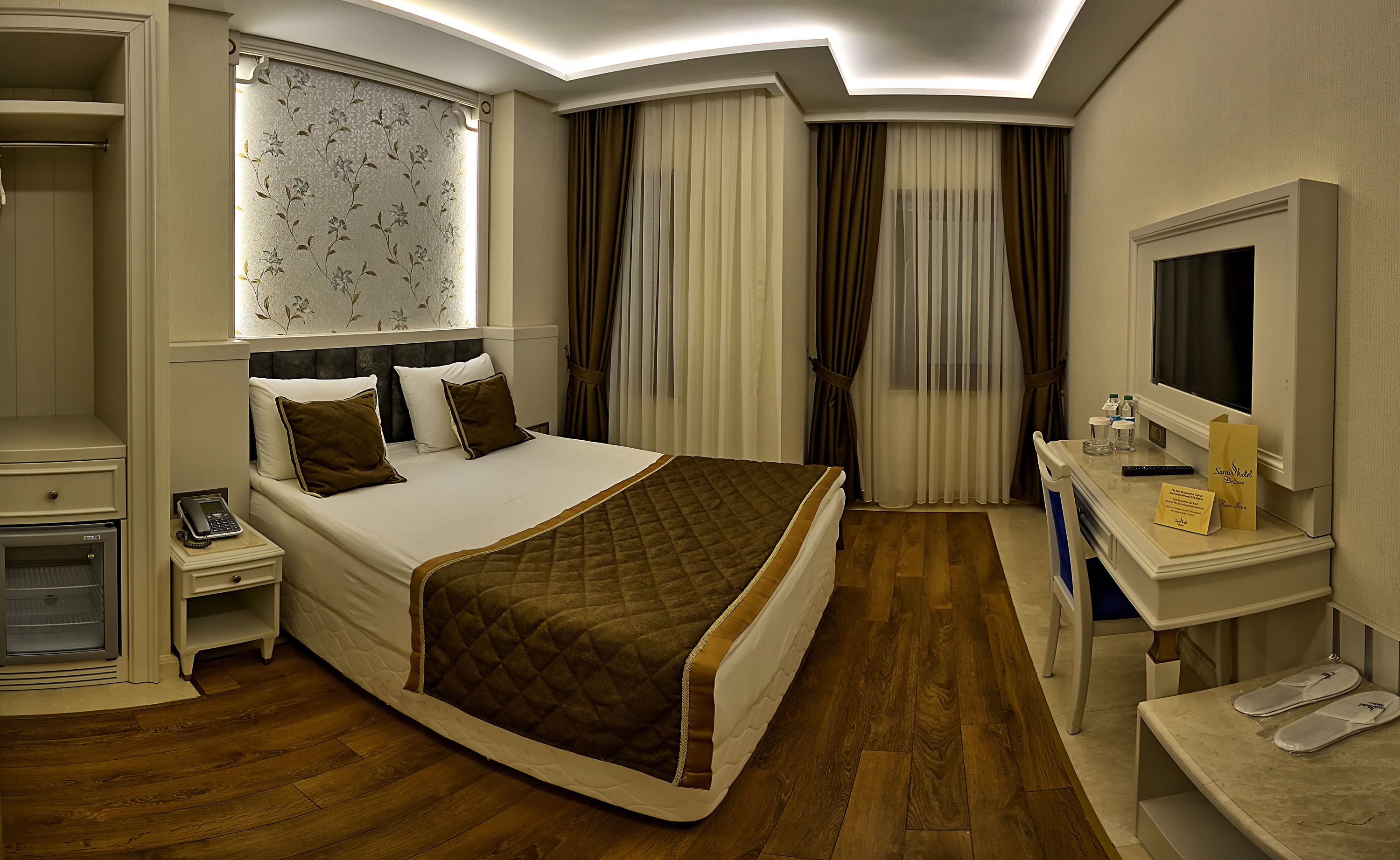 Samir Deluxe Hotel
