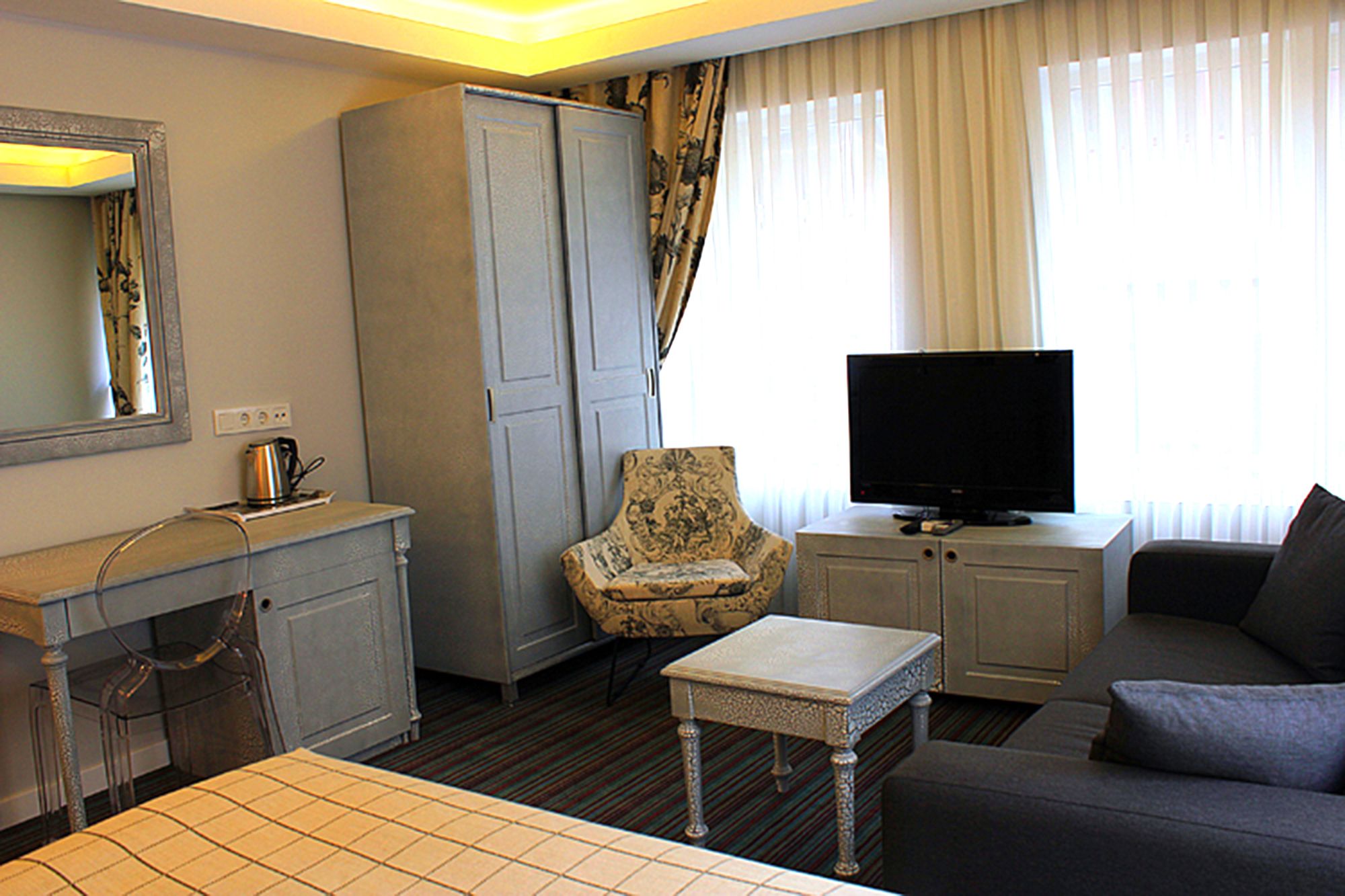 Taksim Santa Lucia Hotel