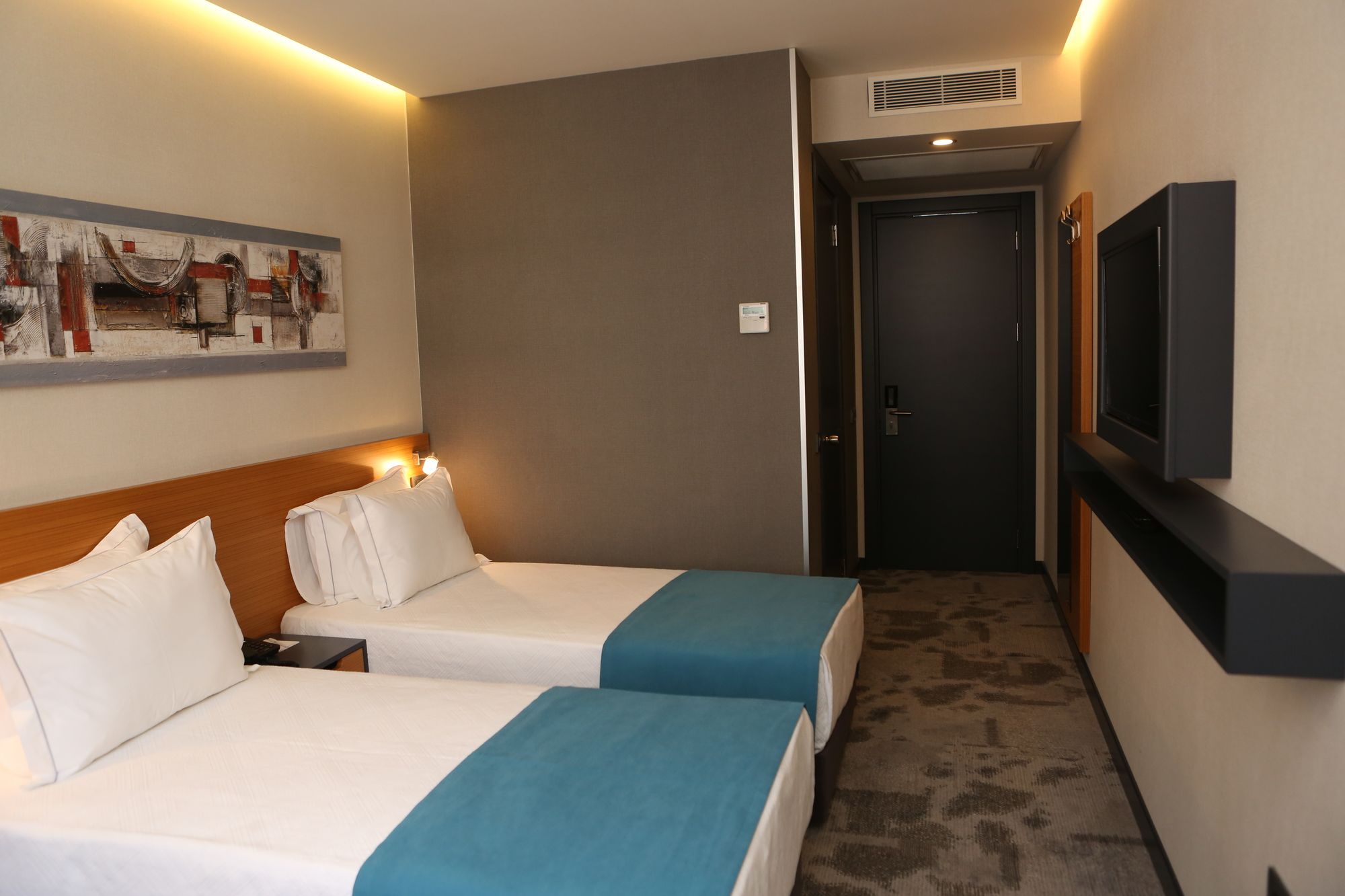 Sapko Airport Hotel
