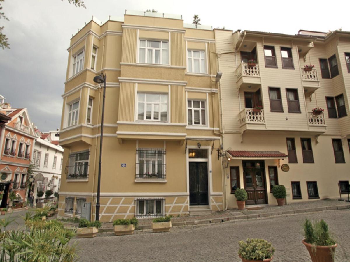 Sari Konak