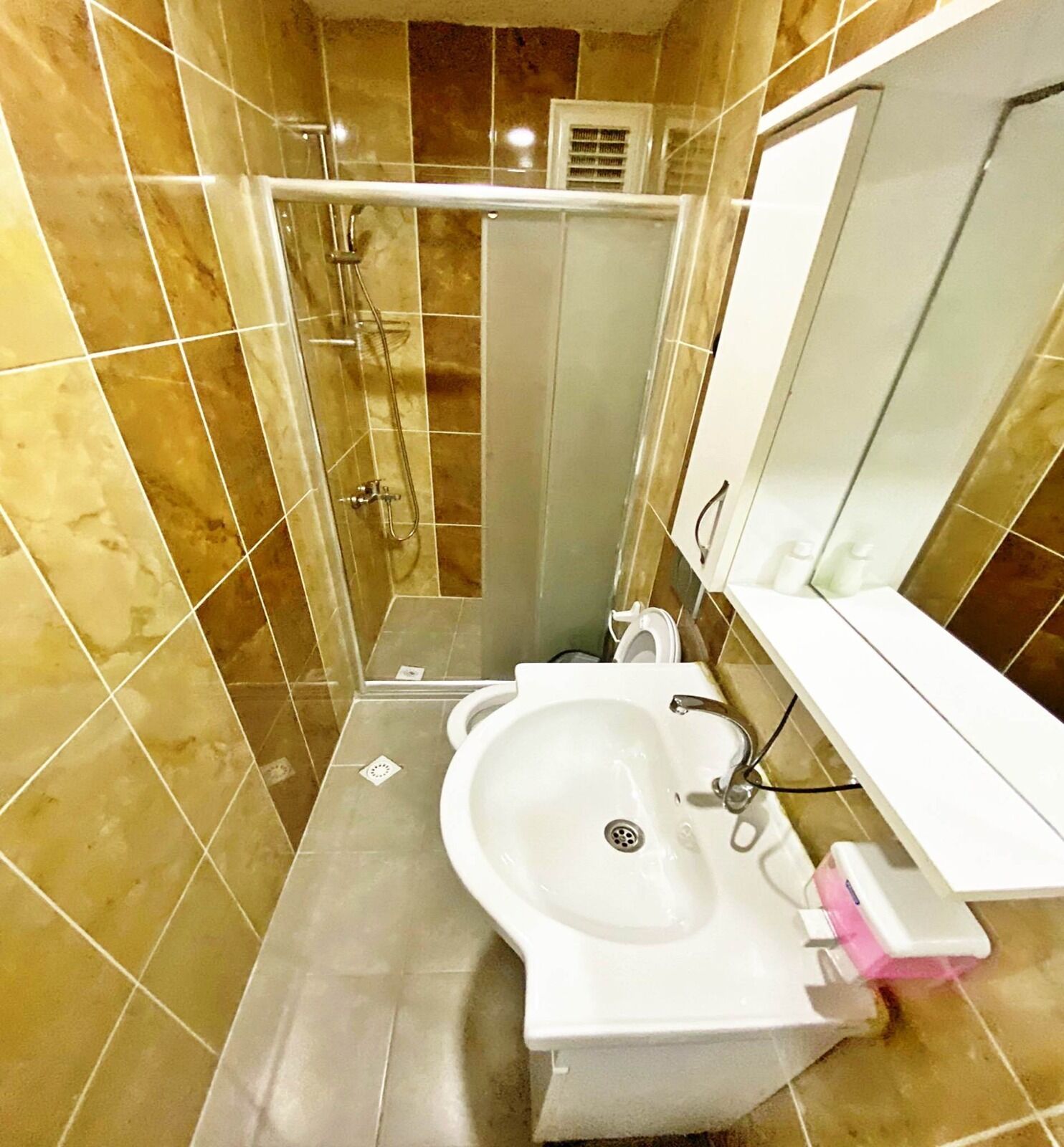 Big Life Suite Hotel