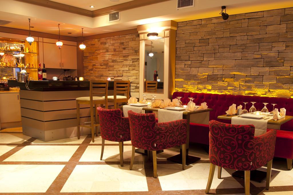 Seraglio Hotel & Suites