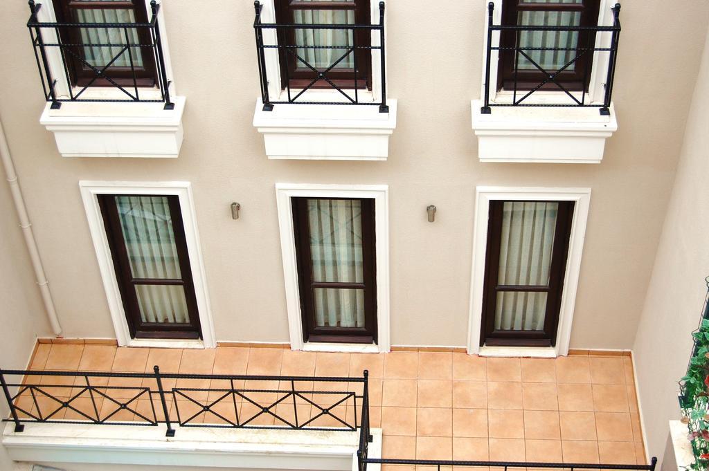 Seraglio Hotel & Suites