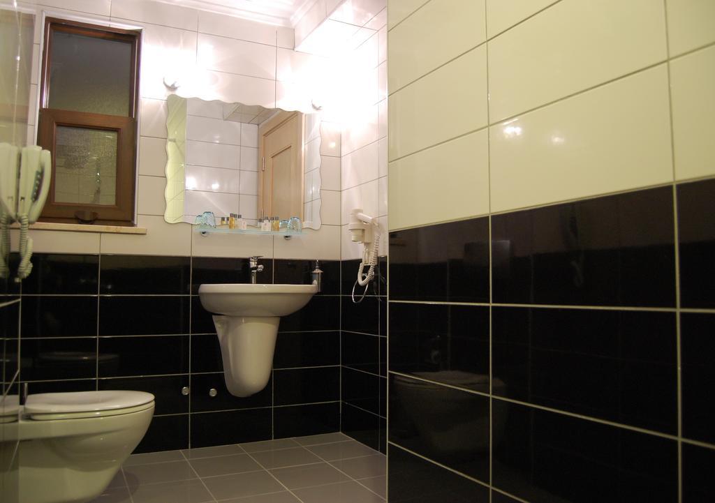 Seraglio Hotel & Suites