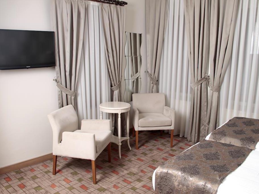 Serene Hotel