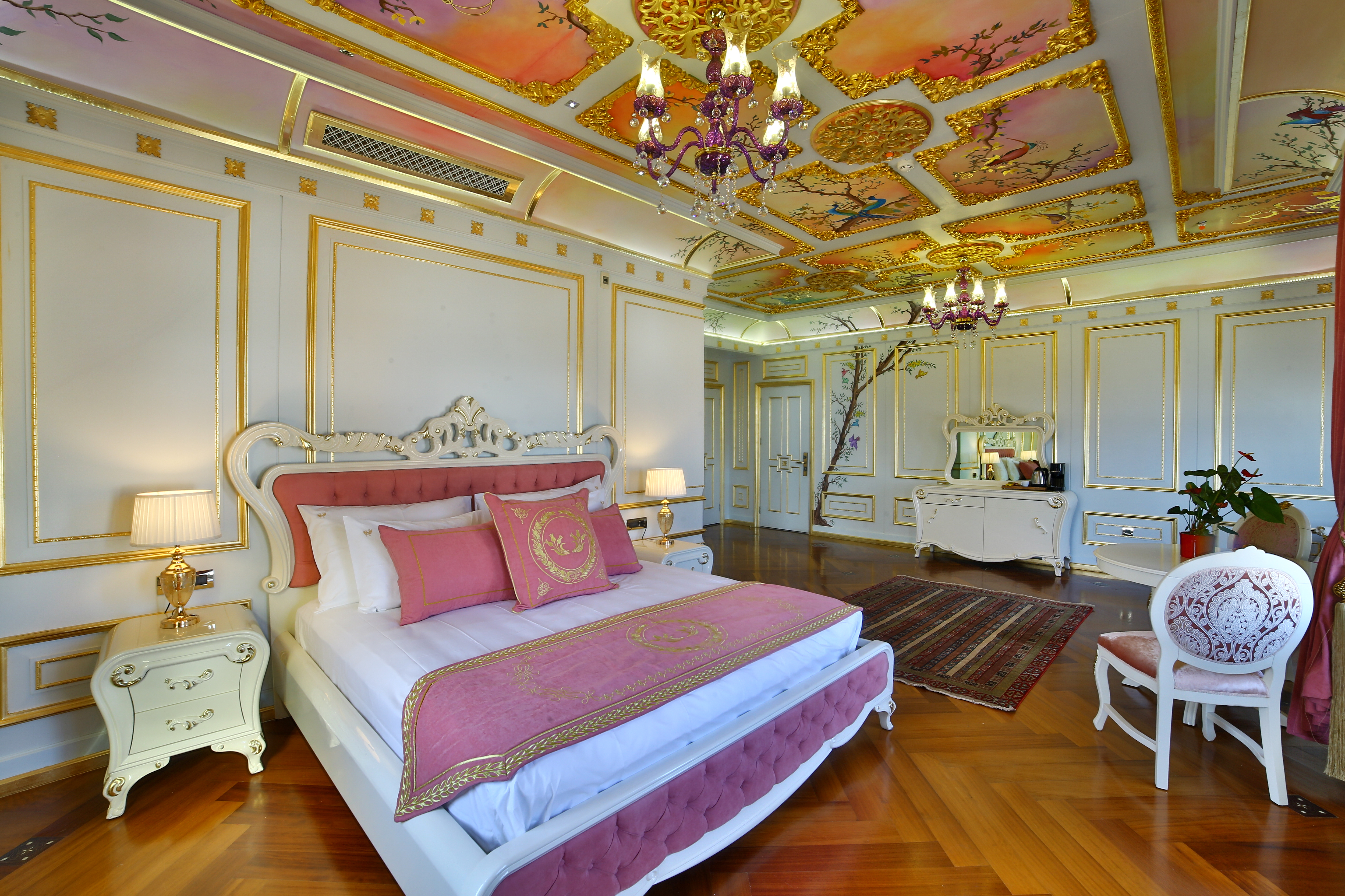 Seven Hills Palace Hotel