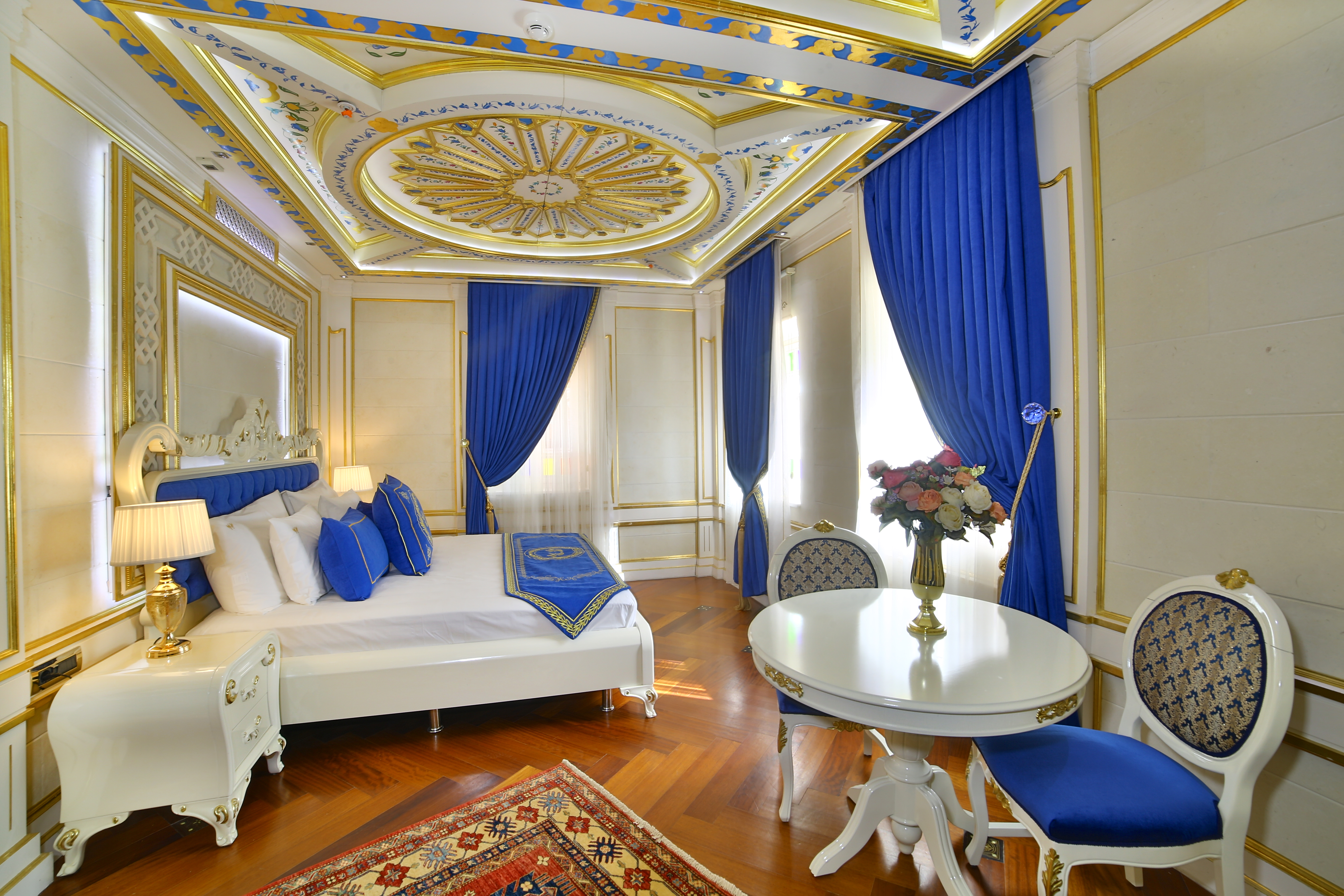 Seven Hills Palace Hotel