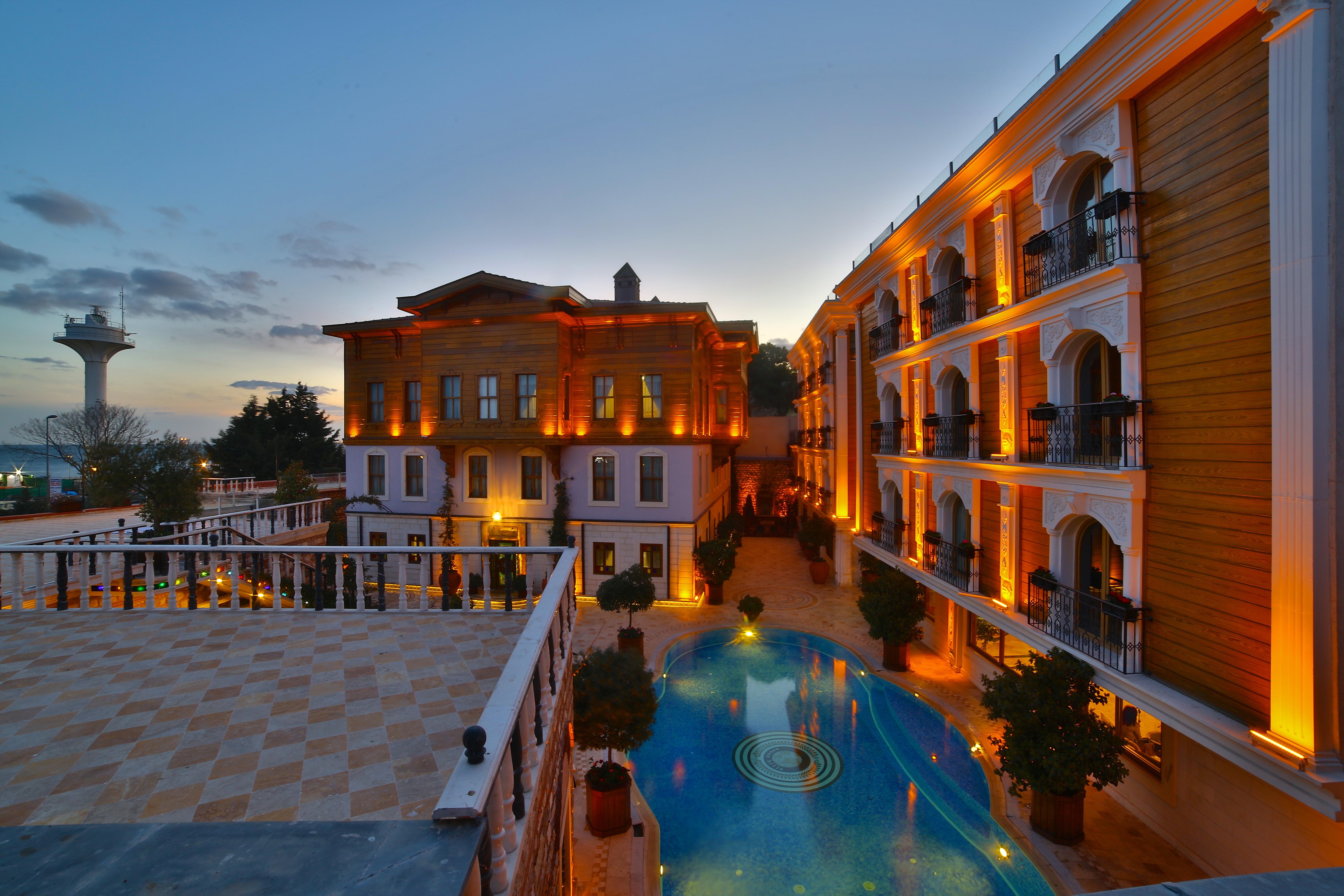 Seven Hills Palace Hotel