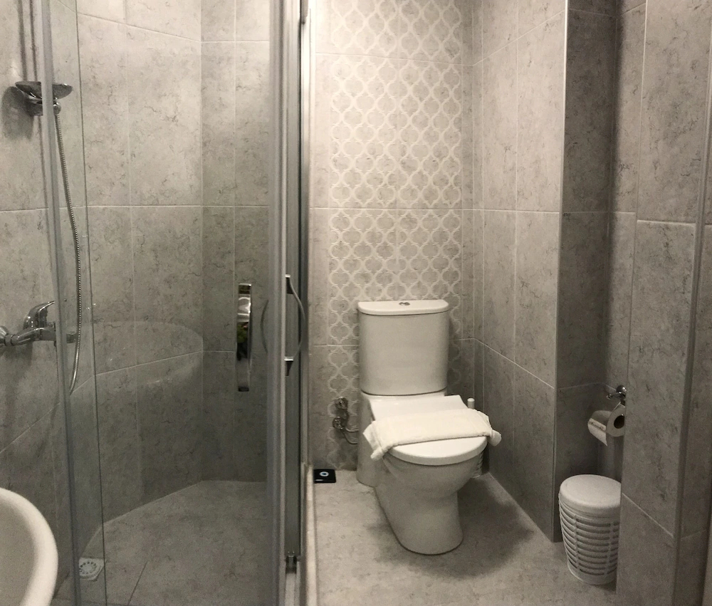 Sirena's Suites