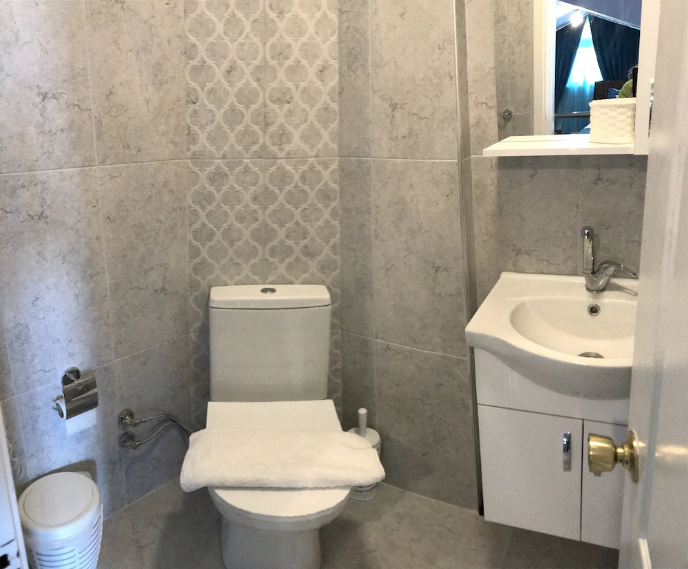 Sirena's Suites